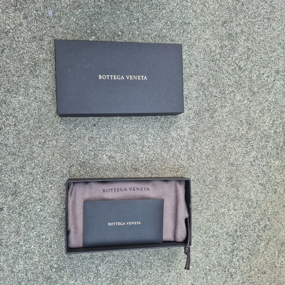 NIB Bottega Veneta Intrecciato Leather iPhone X Case in Platinum